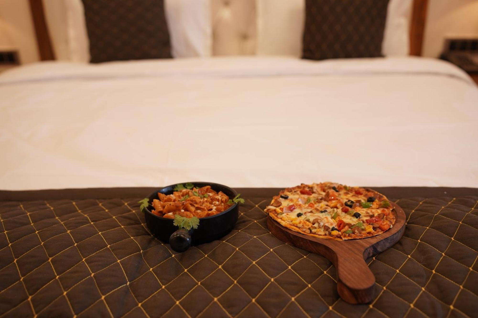 Perfectstayz Mokshada Suites มัสซูรี ภายนอก รูปภาพ