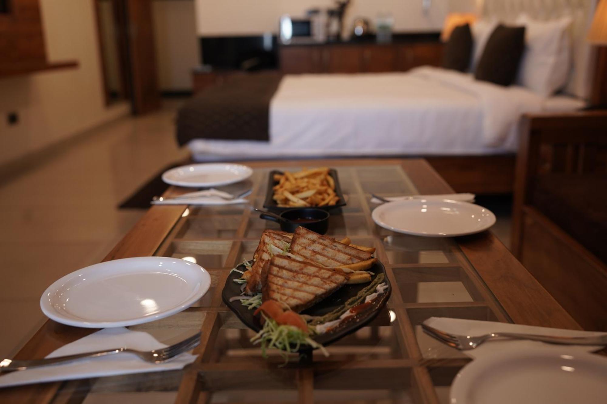Perfectstayz Mokshada Suites มัสซูรี ภายนอก รูปภาพ